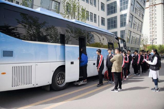 去醫(yī)院體檢已過(guò)時(shí)，移動(dòng)醫(yī)療車讓體檢更便捷